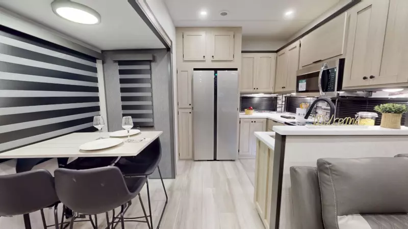 33CHEF Floorplan Main Room