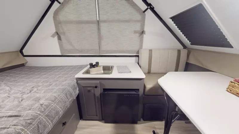 Flagstaff Hardside Pop-Up Campers Main Room