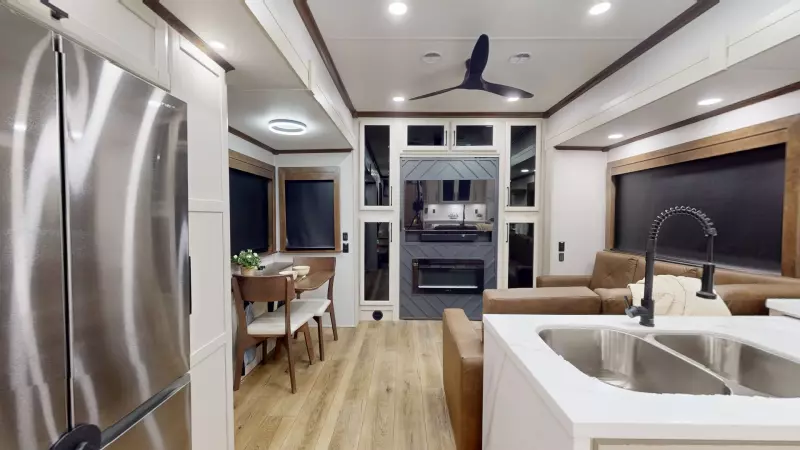44DBL Floorplan Main Room