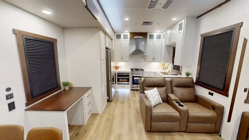 390RKB Floorplan Main Room
