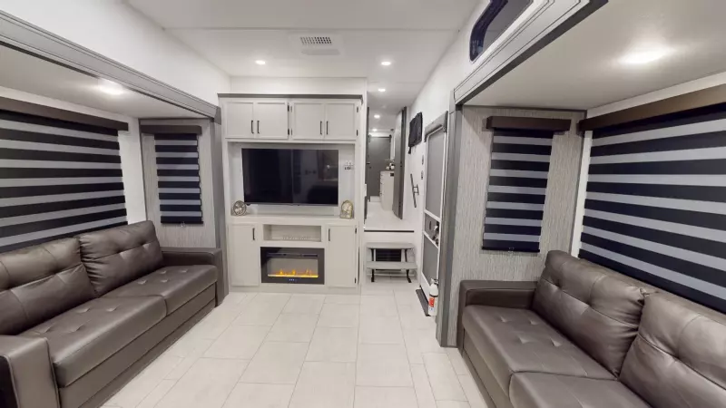 Wildcat Fifth Wheels Main Room