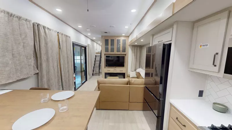 422FKL Floorplan Main Room